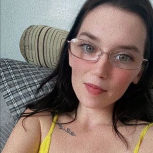 Meet your Posher, Valerie